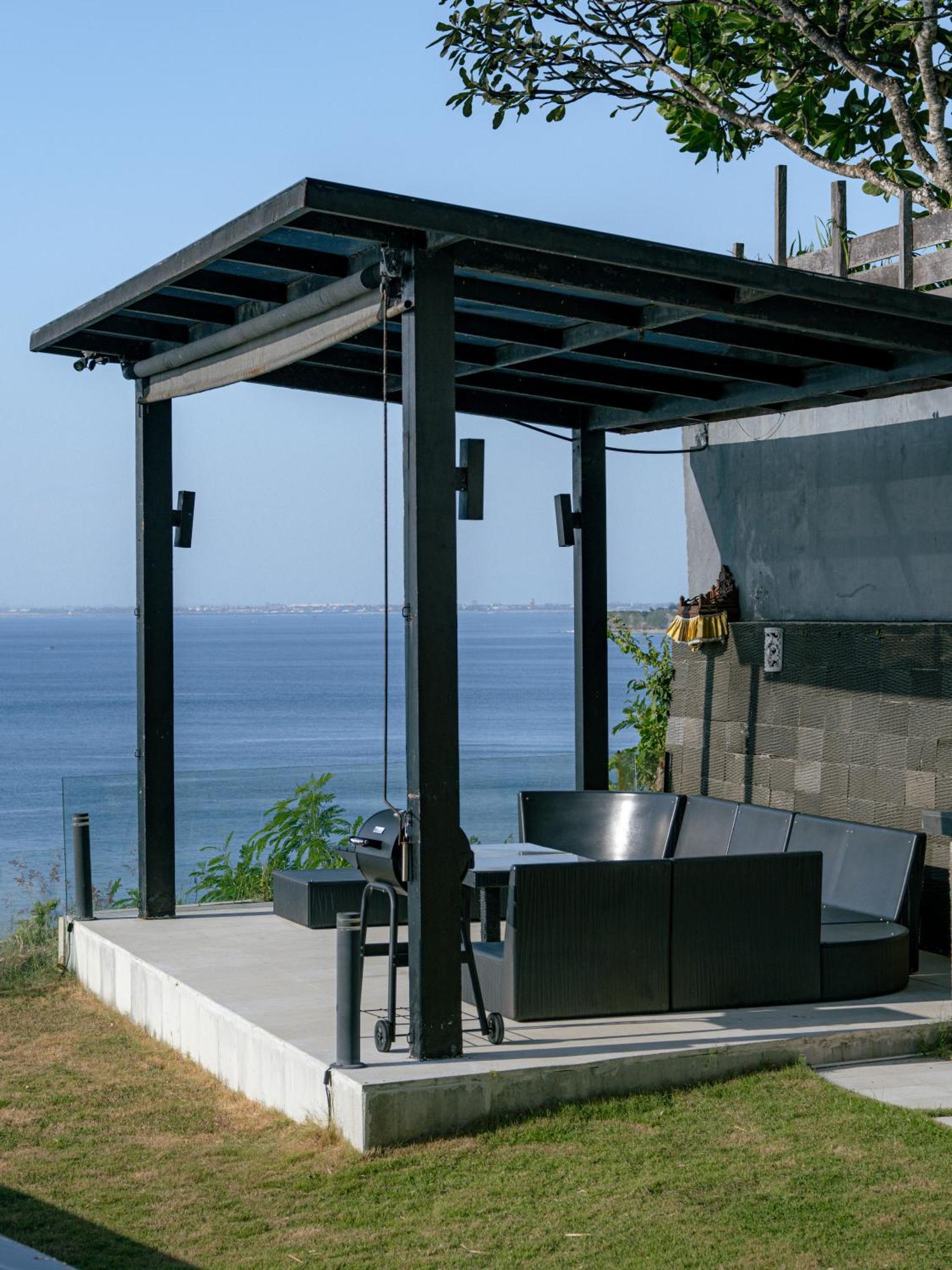Suluban Cliff Bali Villa Uluwatu  Exterior photo